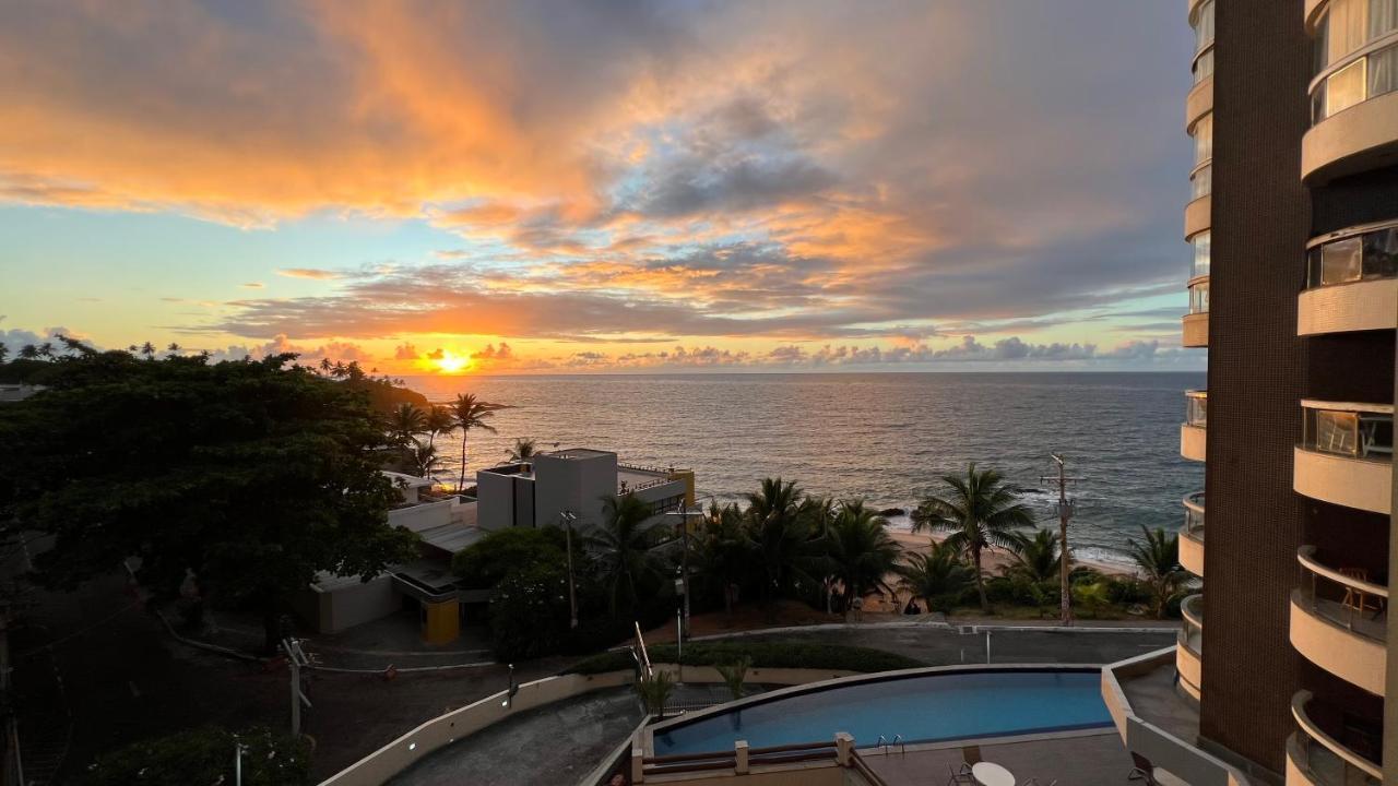 Lindo Vista Mar Na Praia Do Buracao - Rio Vermelho Салвадор Екстер'єр фото